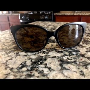 Tory Burch Cat Eye Sunglasses With Case! Like New!